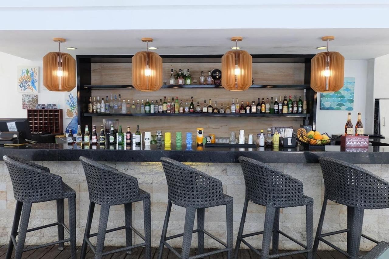 Yapak Savoy Hotel Boracay Newcoast מראה חיצוני תמונה