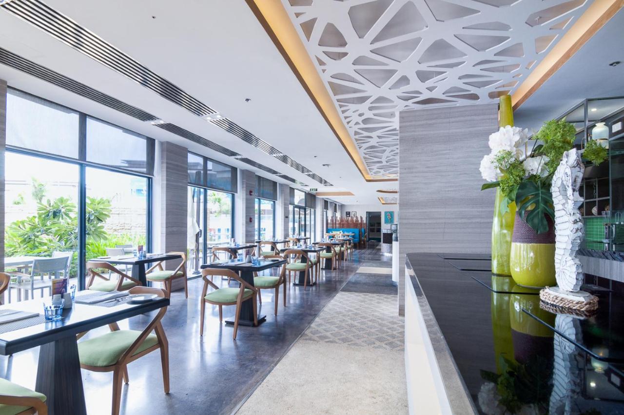 Yapak Savoy Hotel Boracay Newcoast מראה חיצוני תמונה