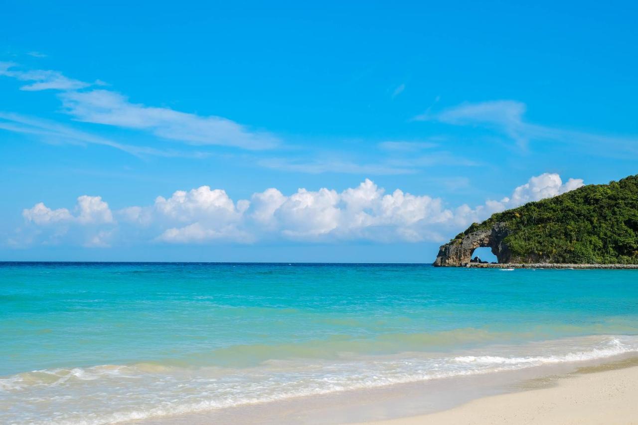 Yapak Savoy Hotel Boracay Newcoast מראה חיצוני תמונה